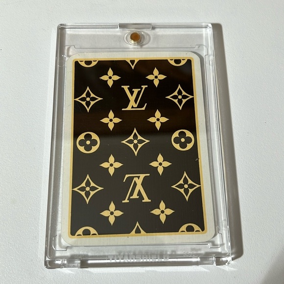 LOUIS VUITTON VINTAGE JACK OF DIAMONDS PLAYING CARD KEYCHAIN. EUC - Picture 2 of 4